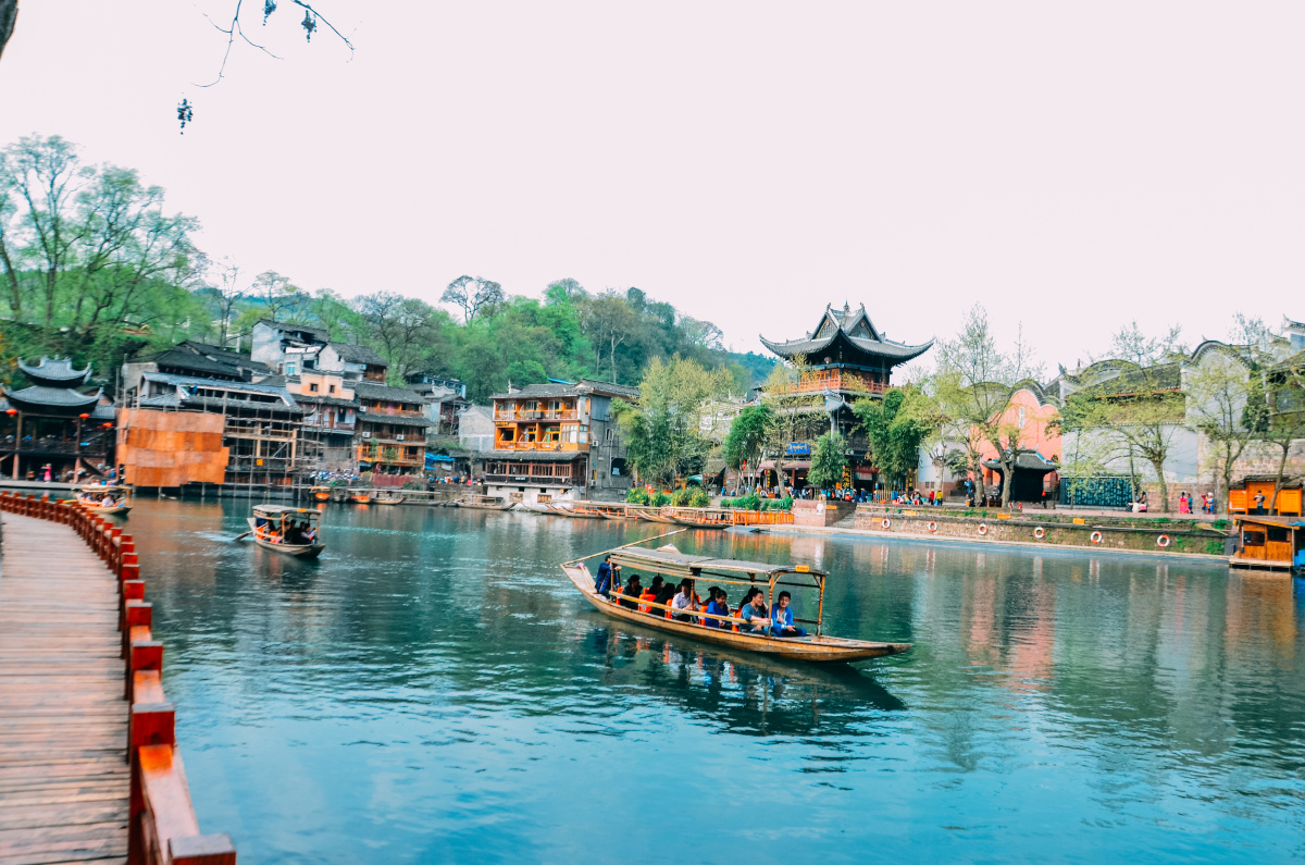 湖南，友情、家庭与爱的温馨日常故事