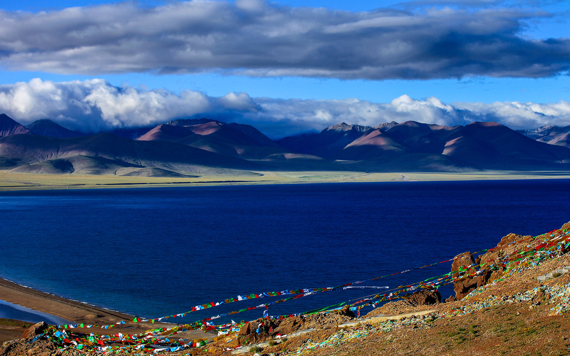 西藏，多元文化交融的神秘瑰宝